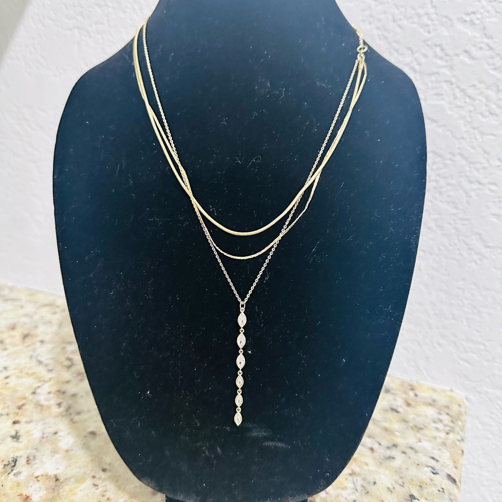 Gold Minimalist Layered Necklace with Pendant